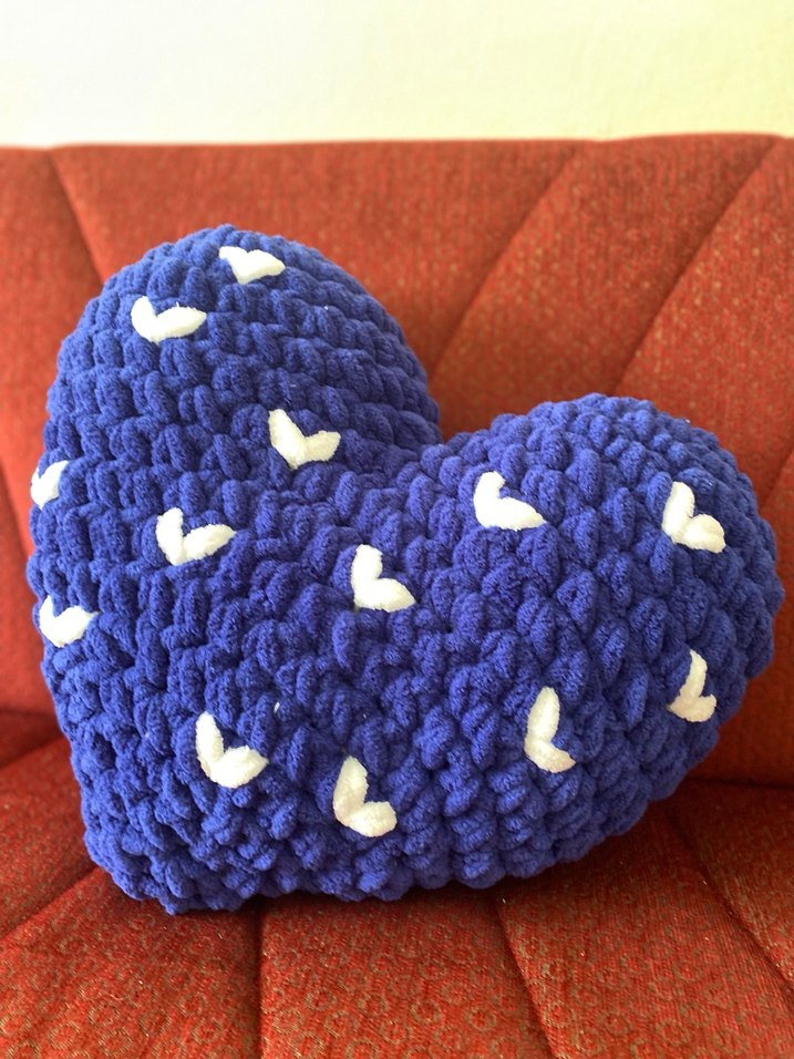 Puffy Kalp Yastık - Görsel 2