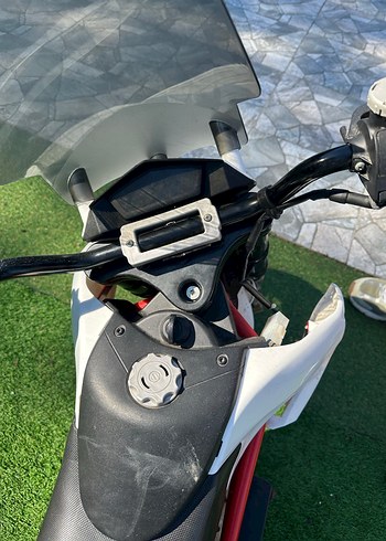 Kırmızı Çocuk Scooter'ı Peg Perego Ducati - Görsel 8