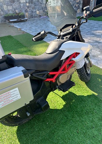 Kırmızı Çocuk Scooter'ı Peg Perego Ducati - Görsel 10