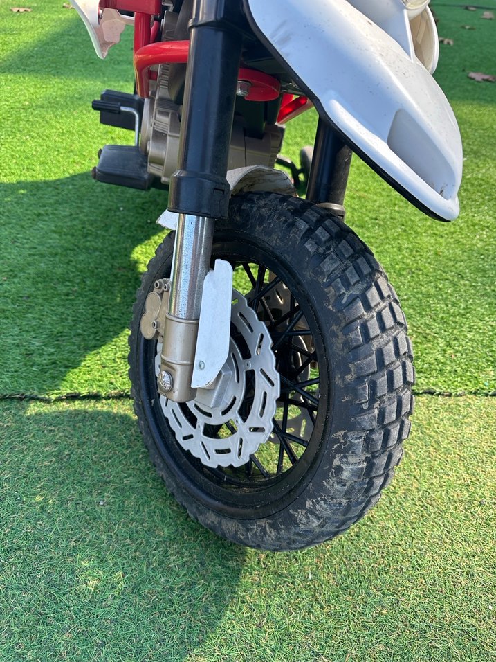 Kırmızı Çocuk Scooter'ı Peg Perego Ducati - Görsel 4
