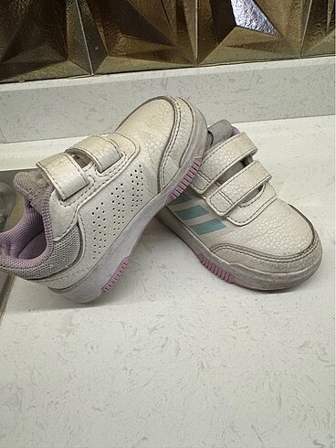 21 Beden Adidas kız çocuk spor ayakkabı