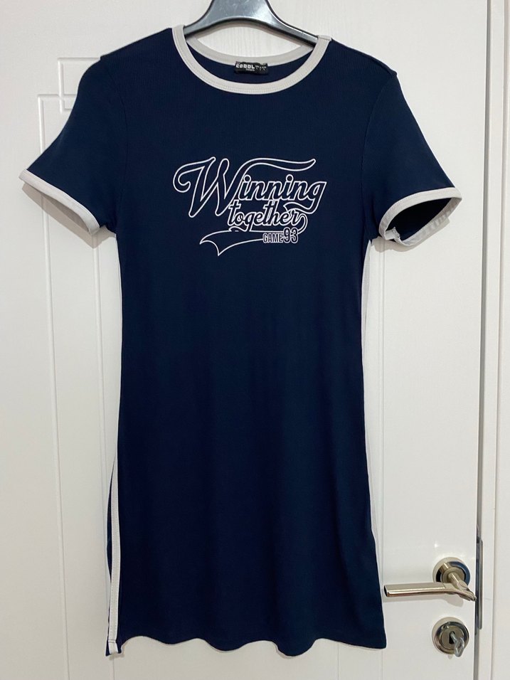 Kısa Kollu Lacivert Spor Elbise - Görsel 3