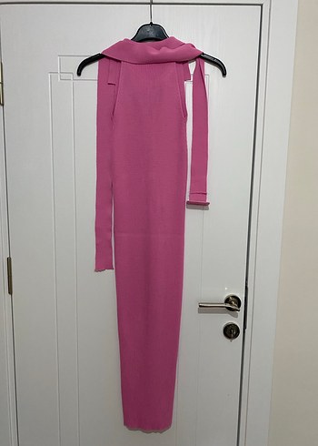 Pembe Uzun Halter Yaka Kemerli Elbise - Görsel 6