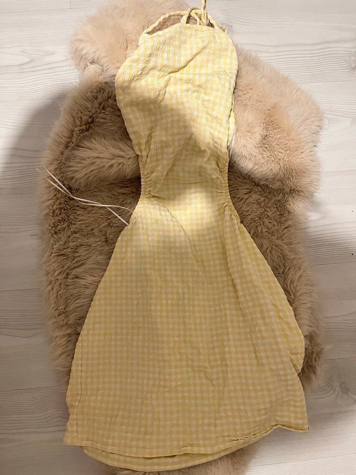 Bershka Sırt Dekolteli Sarı Elbise - Görsel 5