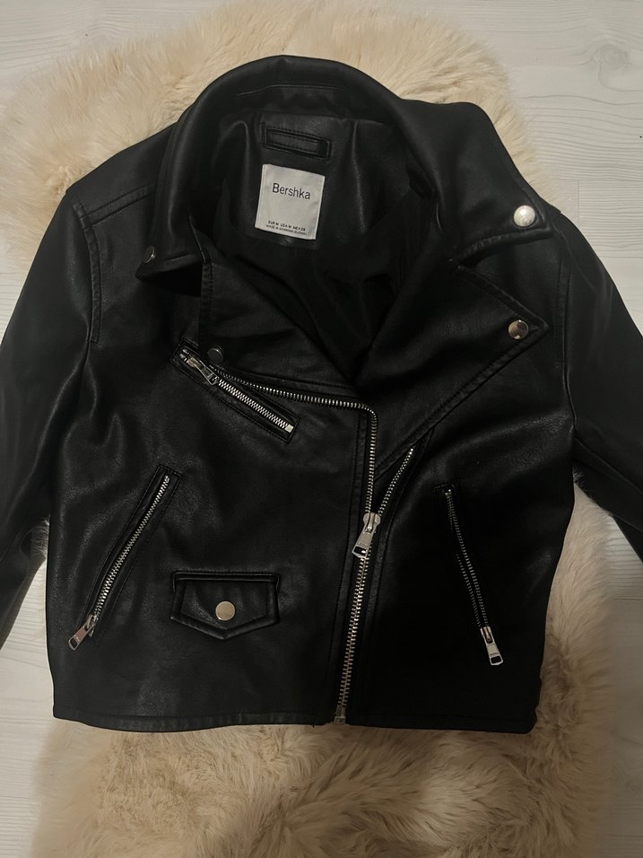 Bershka Siyah Deri Ceket - Görsel 3