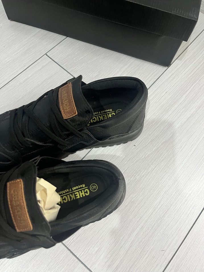 Siyah Erkek Spor Ayakkabı, Tokalı, Desenli - Görsel 2