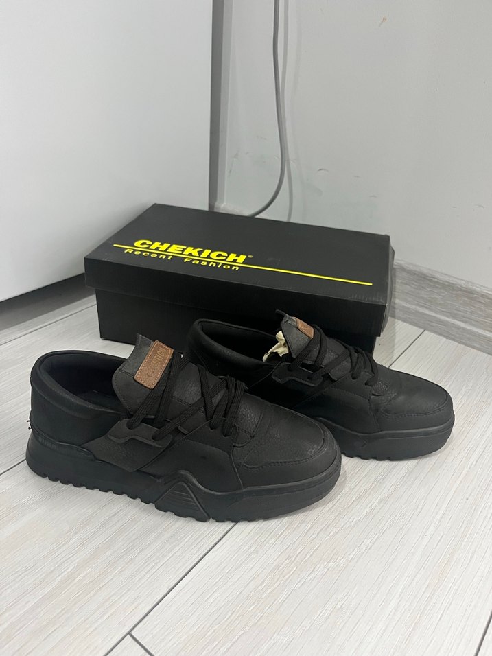 Siyah Erkek Spor Ayakkabı, Tokalı, Desenli - Görsel 3