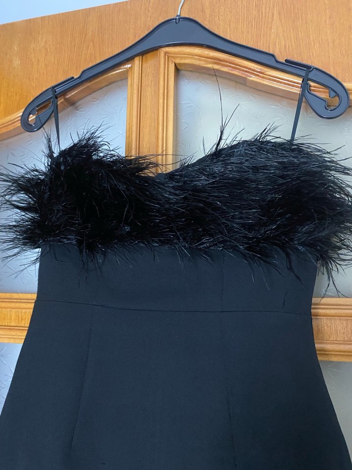 Kürk Detaylı Siyah Straplez Mini Elbise - Görsel 3