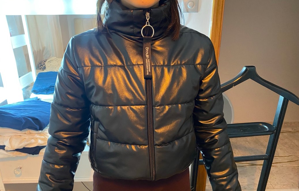 Siyah Deri Kadın Mont, Yüksek Yakalı, Tokalı - Görsel 3