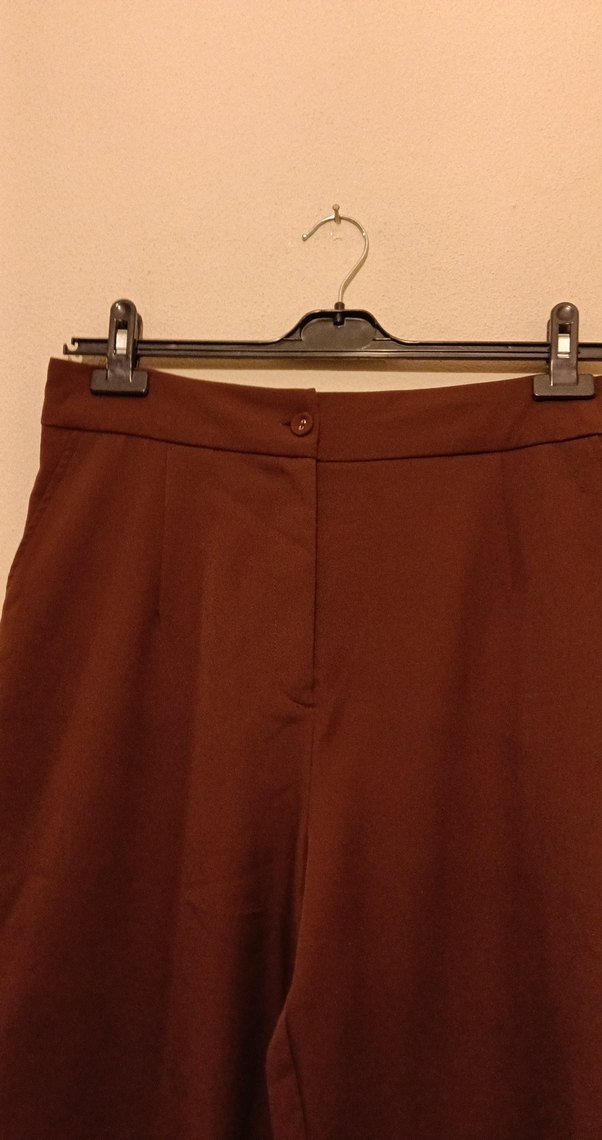 Kahverengi kumaş Kadın Midi Pantolon - Görsel 2