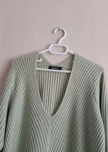 V Yaka Yeşil Triko Kadın Kazak - Görsel 2