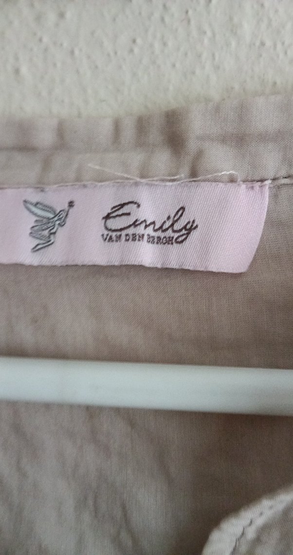 Bej Keten V Yaka Düğmeli Kadın Gömlek - Görsel 3