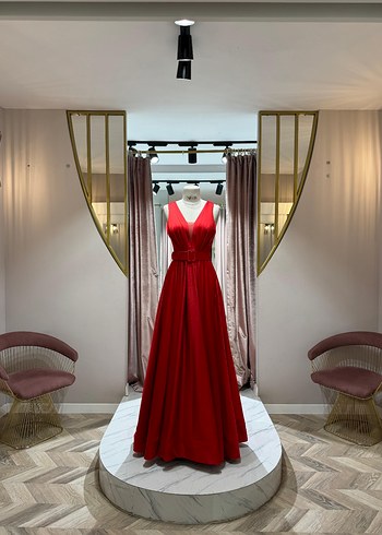 Uzun Siyah Nakışlı Gotik Abiye - Görsel 19