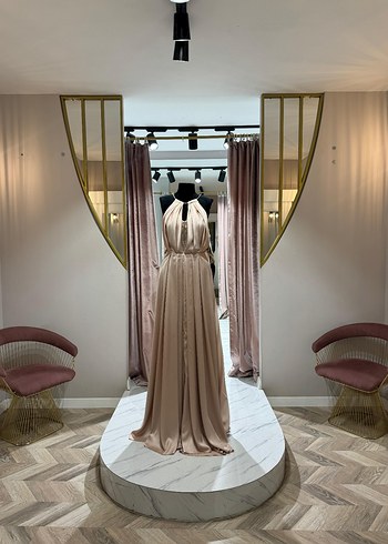 Parlak Kırmızı Drape ve Nakışlı Uzun Abiye - Görsel 10