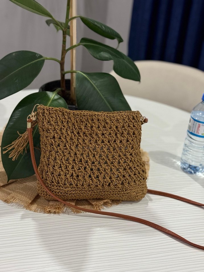 Bohem Püsküllü Örgü Kadın Plaj Çantası - Görsel 4