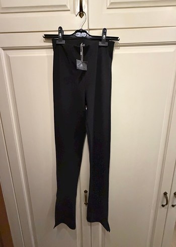 H&M Düğmeli Lacivert Parlak Saten Kadın Pantolon - Görsel 3