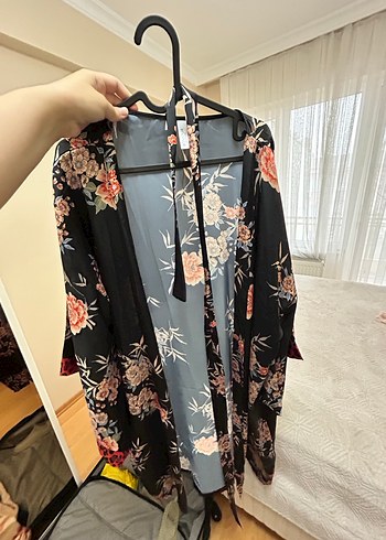 Kadın Siyah Çiçekli Uzun Sabahlık - Görsel 3