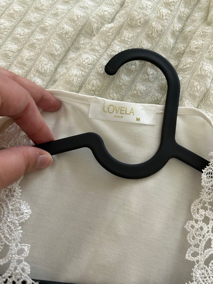 Beyaz Dantel Detaylı Kadın Sabahlık - Görsel 5