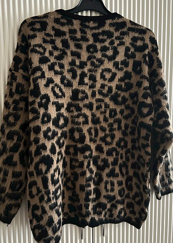 Leopar Desenli Düğmeli Kadın Hırka - Görsel 2