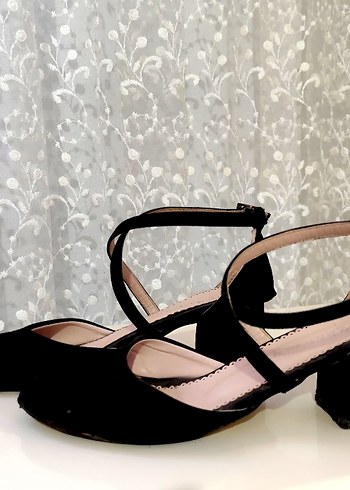 Siyah Şık Stiletto - Görsel 2