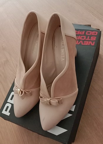 Bej Fiyonklu Yüksek Topuklu Stiletto - Görsel 2