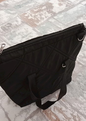 Fermuarlı Siyah Kadın El Çantası - Görsel 3