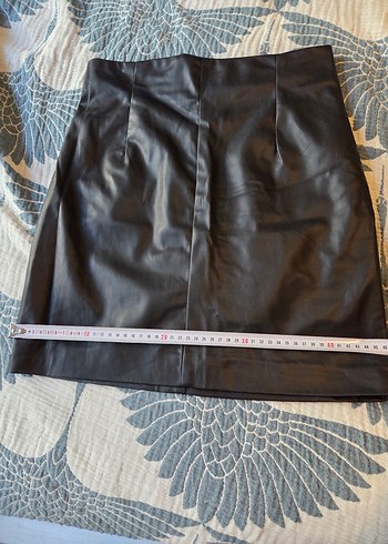 h&m kısa etek suni deri - Görsel 3