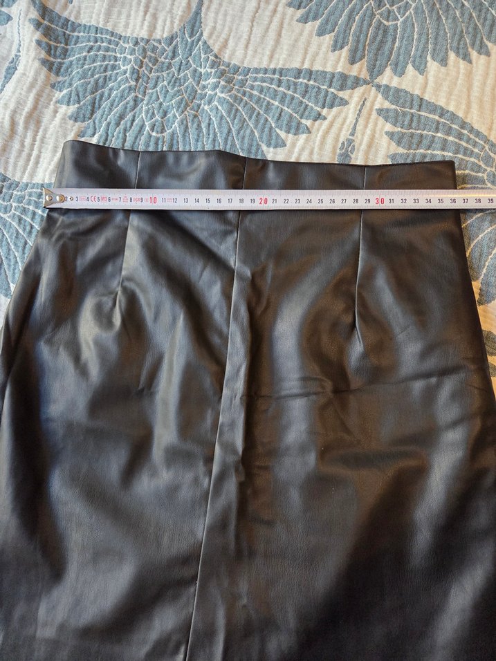 h&m kısa etek suni deri - Görsel 4