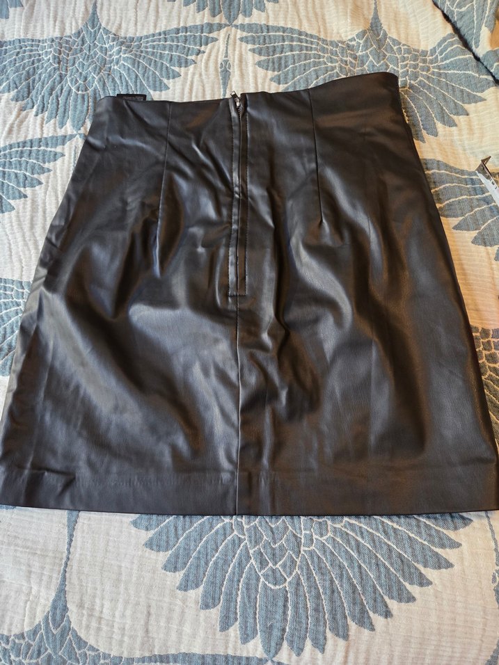 h&m kısa etek suni deri - Görsel 2