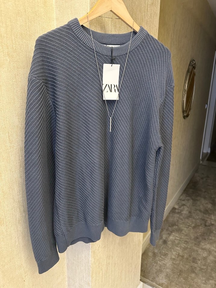 Sıfır etiketli orjinal Zara Kazak - Görsel 2