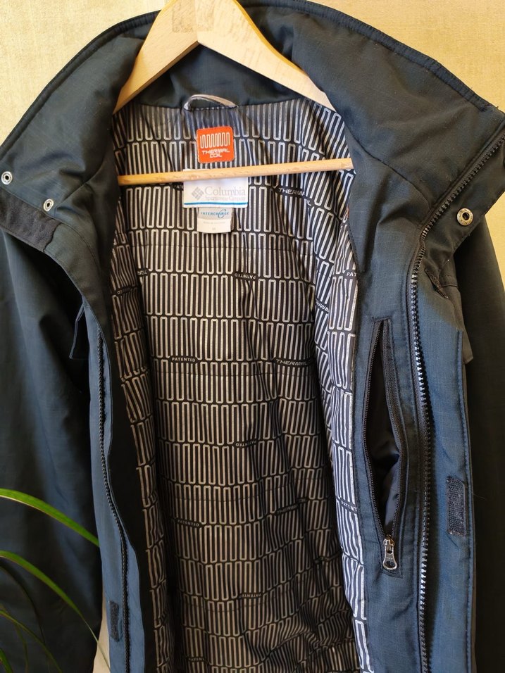 Columbia Siyah Fermuarlı Erkek Mont - Görsel 3