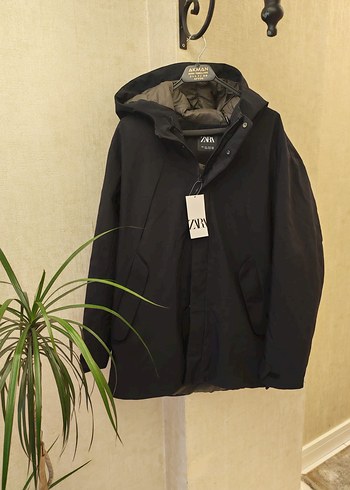 Zara Marka Siyah Kapüşonlu Erkek Mont - Görsel 5