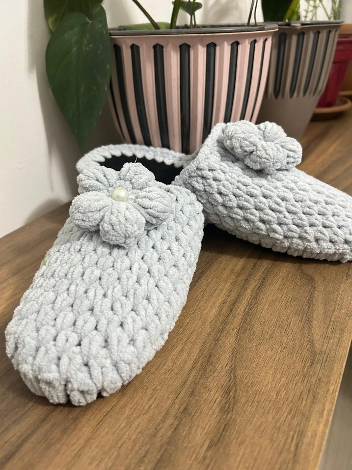 Gri Örgü Bohem Çiçekli İnci Detaylı Kadın Ev Terliği - Görsel 2