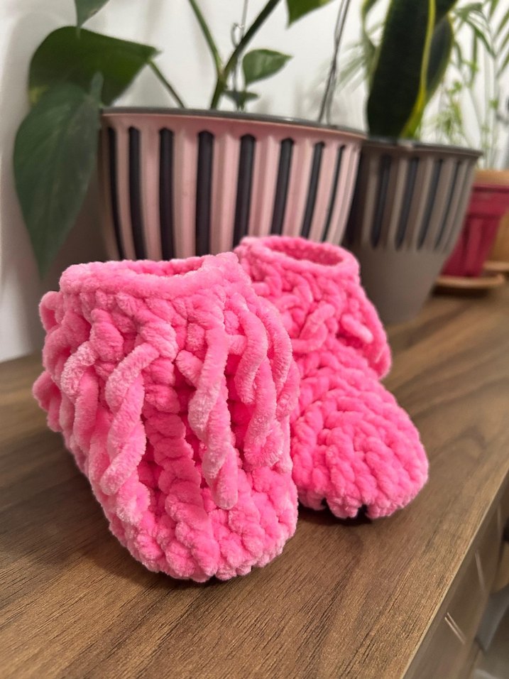 Kız Çocuk Pembe Fırfırlı Sıcak Ev Botu - Görsel 3