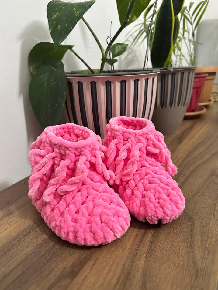 Kız Çocuk Pembe Fırfırlı Sıcak Ev Botu - Görsel 2