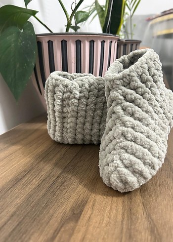 Kız/Erkek Çocuk Gri Örgü Sıcak Ev Botu - Görsel 2