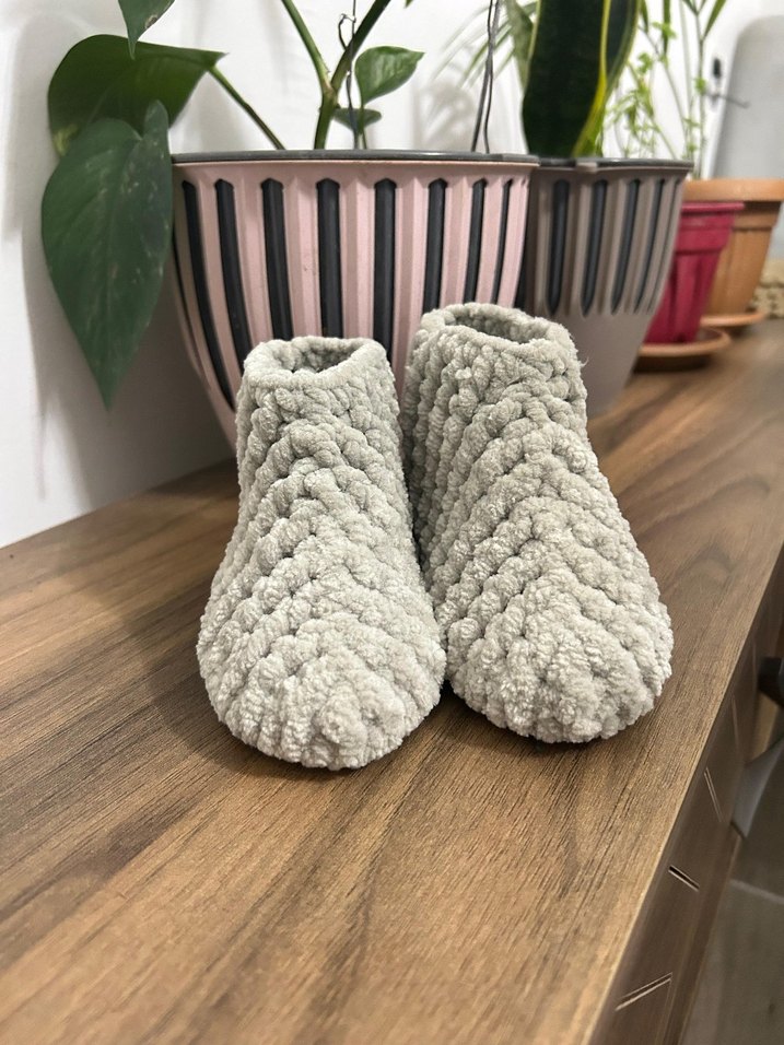Kız/Erkek Çocuk Gri Örgü Sıcak Ev Botu - Görsel 3