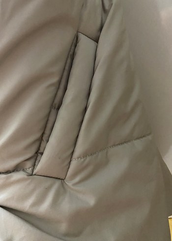 Gri Yüksek Yakalı Fermuarlı Kadın Yelek - Görsel 3