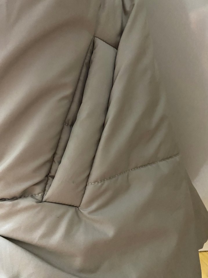 Gri Yüksek Yakalı Fermuarlı Kadın Yelek - Görsel 3