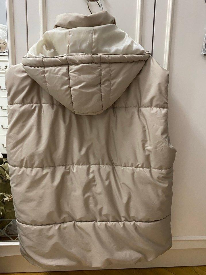 Gri Yüksek Yakalı Fermuarlı Kadın Yelek - Görsel 2