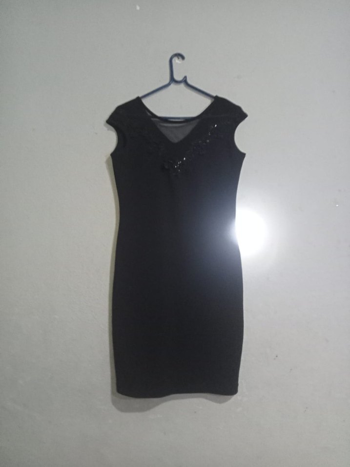 Siyah Drapeli Midi V Yakalı Kadın Elbise - Görsel 4