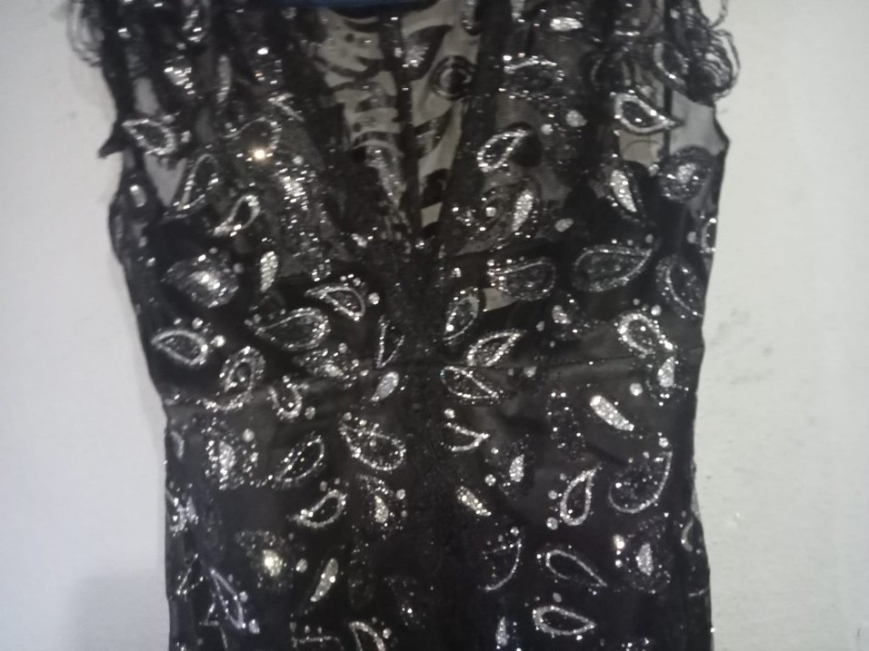 Siyah Payetli Nakışlı Uzun V Yaka Abiye Elbise - Görsel 3