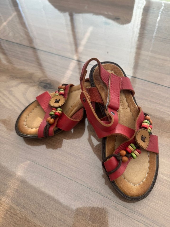 Kız Çocuk Deri Kırmızı Bohem Nakışlı Sandalet - Görsel 3
