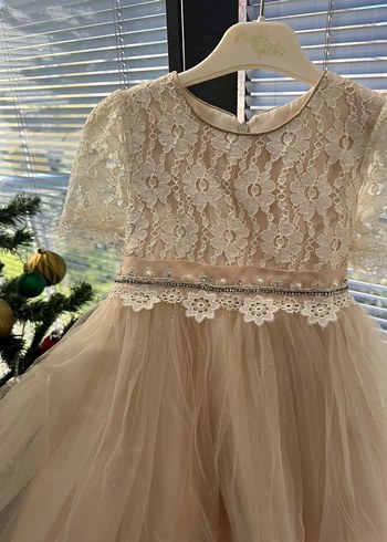 Kız Çocuk Krem Dantel İşlemeli Elbise - Görsel 6