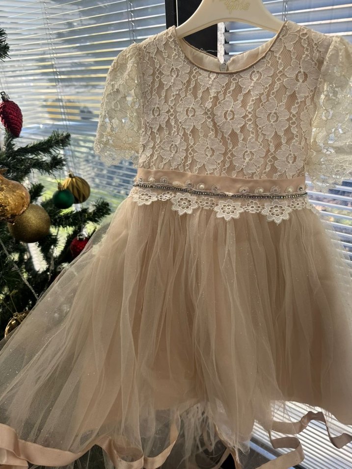 Kız Çocuk Krem Dantel İşlemeli Elbise - Görsel 3