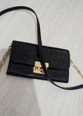 Michael Kors Siyah Deri Omuz Çantası - Görsel 5