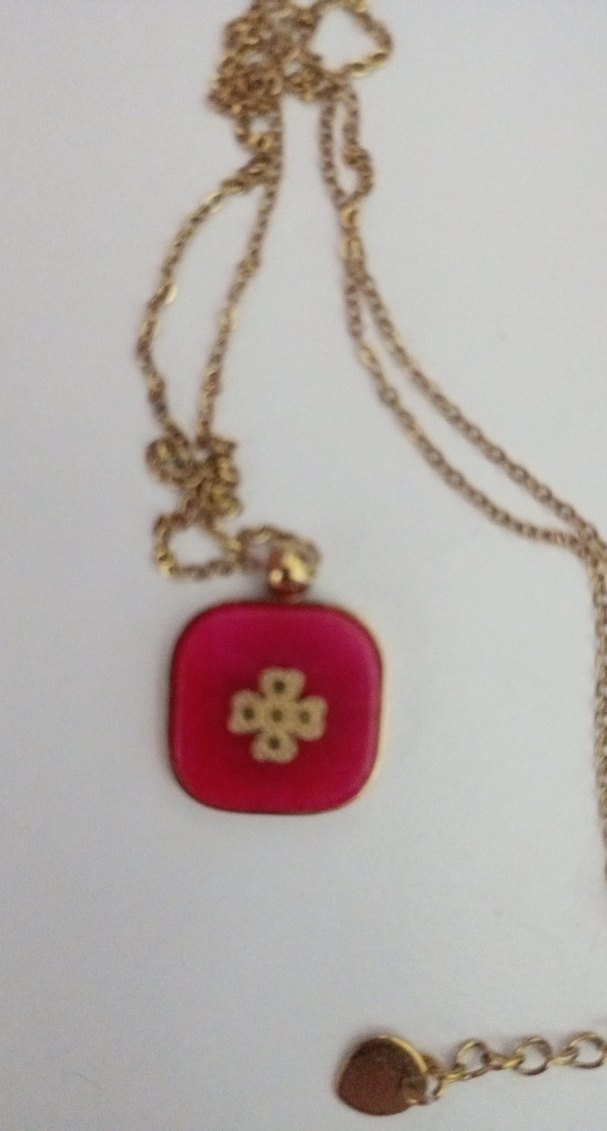 Nakış Detaylı Kırmızı Midi Kolye - Görsel 3