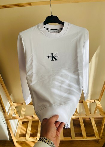 Calvin Klein Beyaz Baskili Sweatshirt