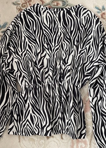 Zebra Desenli Uzun Kollu  Bluz - Görsel 2