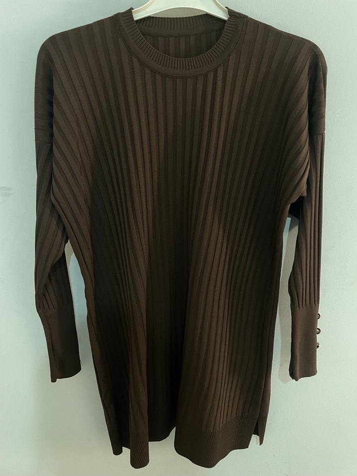 Kahverengi Pliseli Kadın Uzun Kollu Kazak
Hiç kullanılmadı - Görsel 2